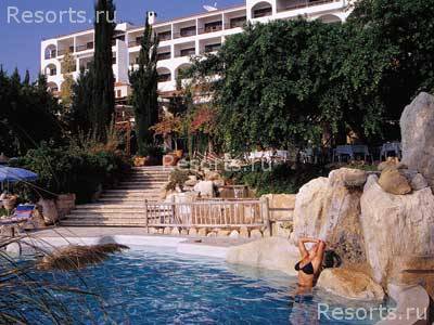 Coral Beach Hotel & Resort 